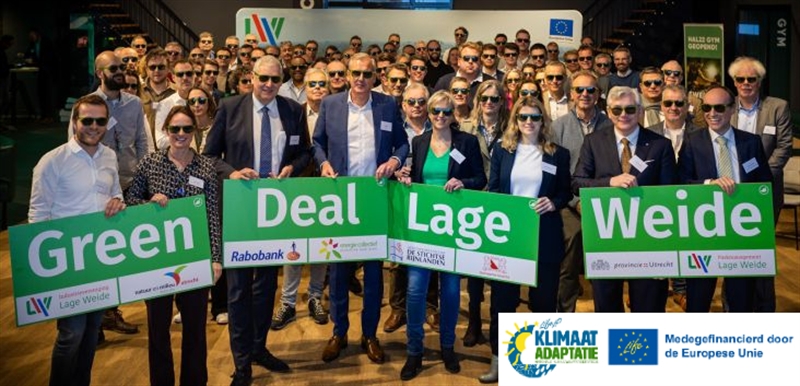 Diverse overheden en marktpartijen bij ondertekening Green Deal Lage Weide edit