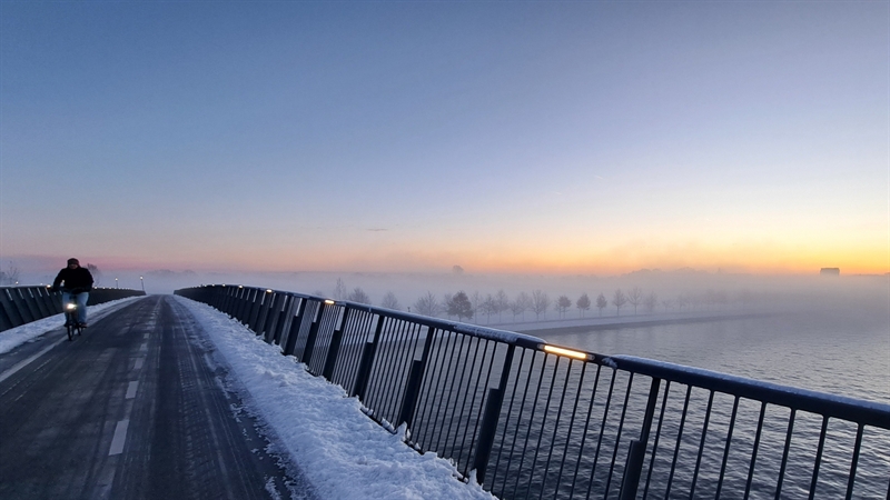 HighRes_Nieuwe Heemsteedsebrug Nieuwegein met ARkanaal in de sneeuw